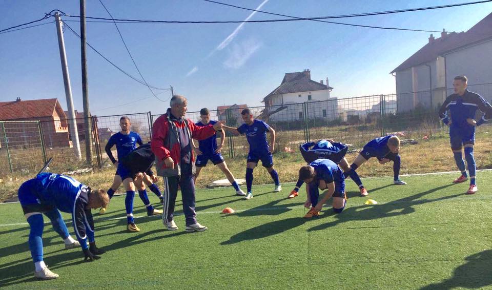 Paqe në stadiumin ‘’Sami Kelmendi’’ në Lipjan (Video)