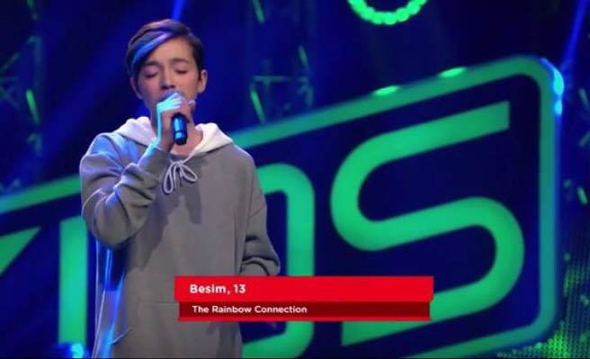 Besimi, djaloshi nga Lipjani që mahniti jurinë në “The Voice Kids” në Gjermani (Video/foto)