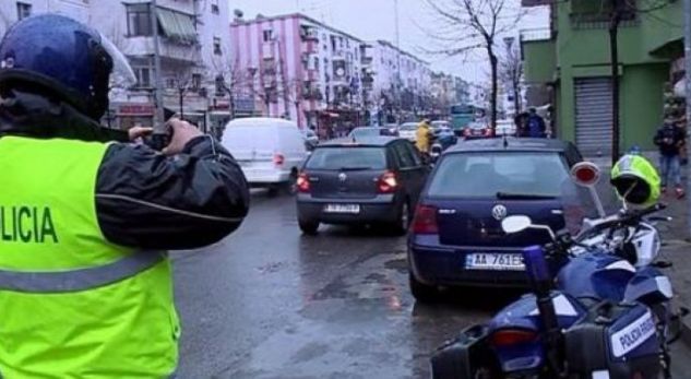 Çfarë po ndodh në Tiranë, 65 shoferë gjobiten brenda një dite