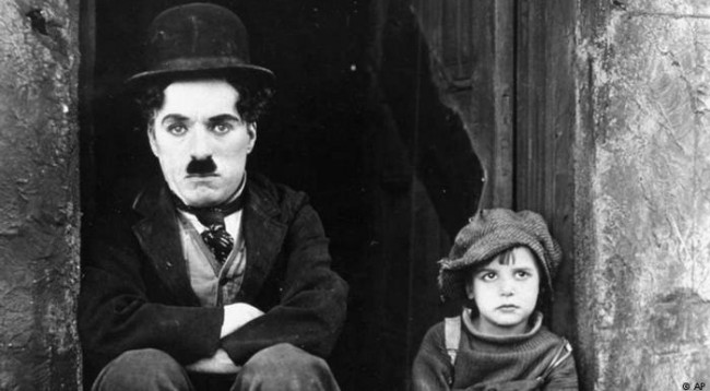 30 thënie tejet frymëzuese nga Charlie Chaplin:
