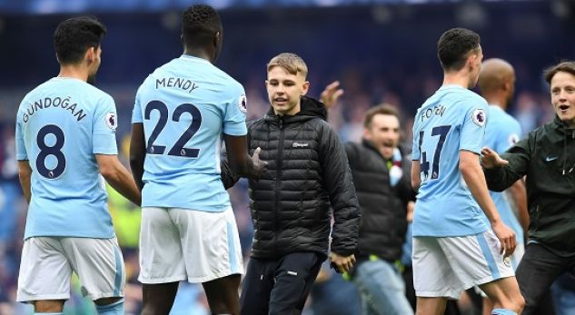 Ylli i Man City: Jam si tifozët – madje shkoj edhe në tualet!