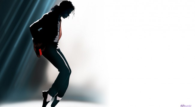 Këpucët e famshme të Michael Jackson në ankand, kapin shifër të lartë
