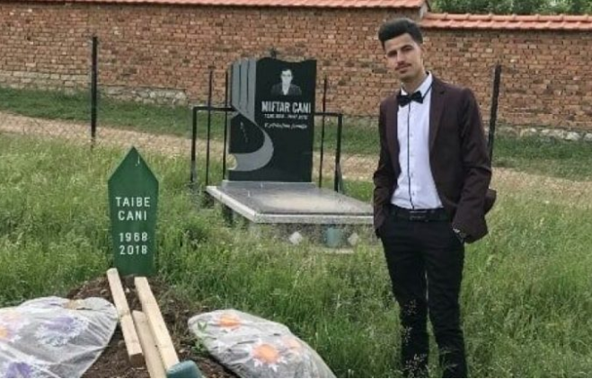 Maturanti nga Lipjani që përloti të gjithë para mbrëmjes së maturës (Foto)