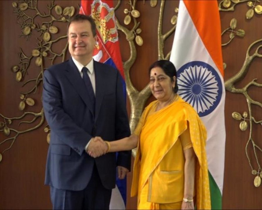 Për mosnjohje të Kosovës, India falënderohet nga Serbia
