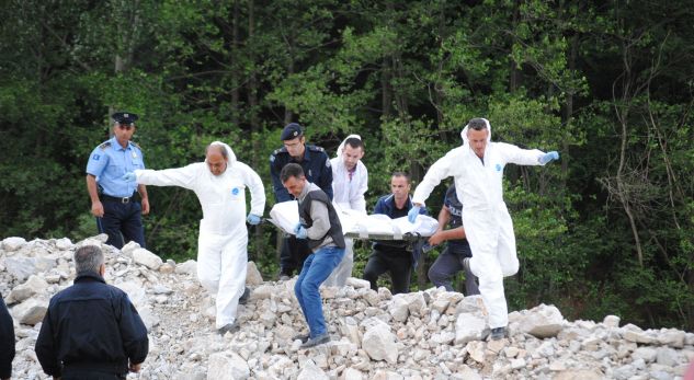 Në këtë kohë varroset trupi i policit Malësor Dashi