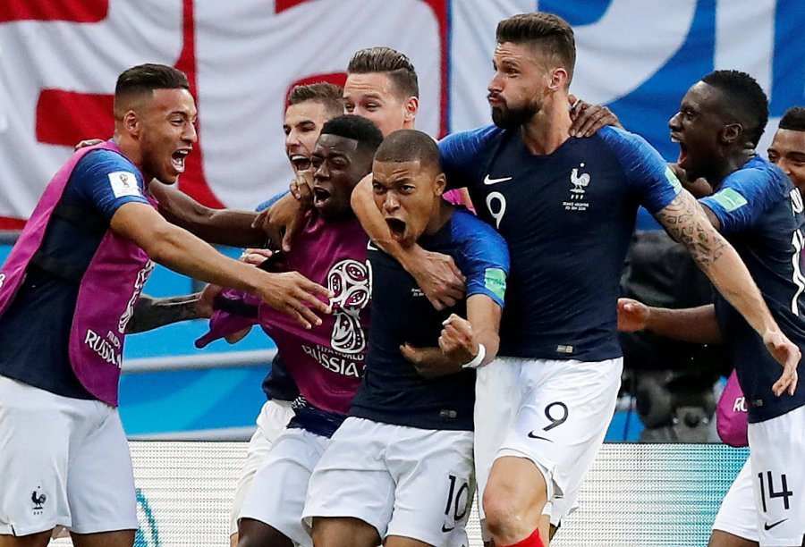 Franca në çerekfinale, ndeshje spekakolare ndaj Argjentinës