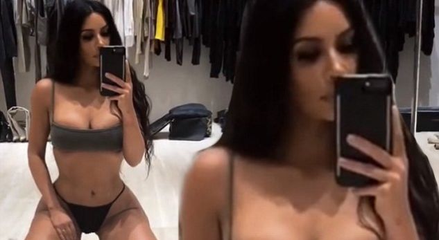 Kim Kardashian godet me selfie përvëluese