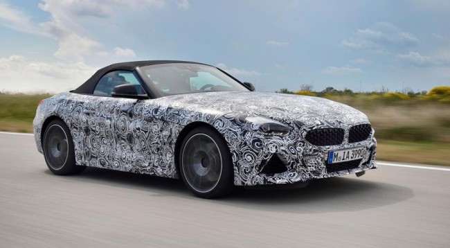 BMW Z4 bën xhiron e parë në rrugë