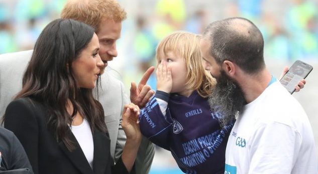 3 vjeçari ‘ngacmon’ Meghan Markle, Princi Harry e kap mat dhe ja si reagon
