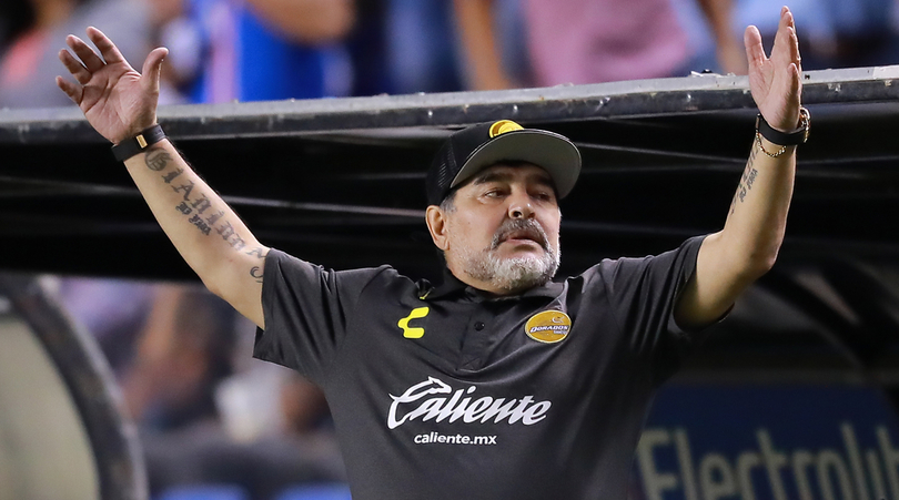 Maradona: Kurrë më trajner i Argjentinës, tradhtarët i pështyj në fytyrë