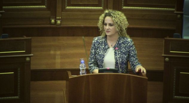 Kadaj-Bujupi i kërkon Kuvendit të dalë me rekomandim kyç për rritjen e taksës ndaj Serbisë