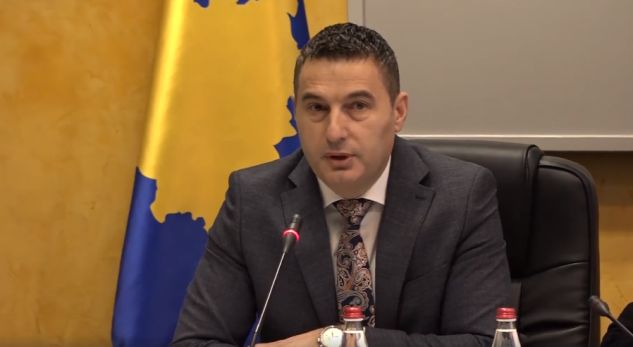 Paralajmërimet për grevë nga SBASHK’u, reagon ministri i Arsimit