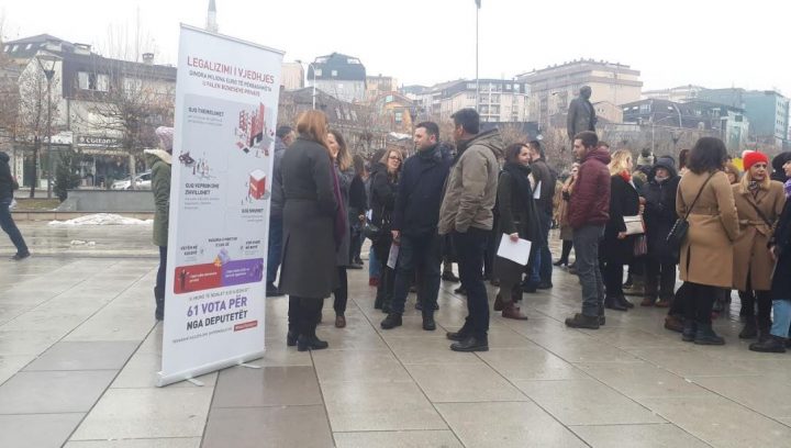 Shoqëria civile kërkon të mos votohet ligji për OJQ-të