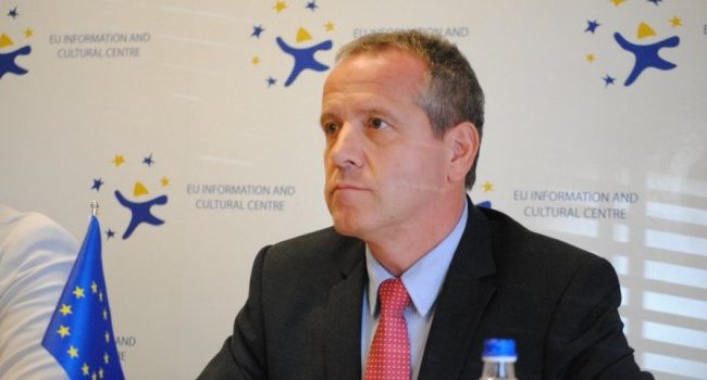Sholtes: Kosova i ka plotësuar kushtet, BE-ja nuk e mbajti premtimin për liberalizim