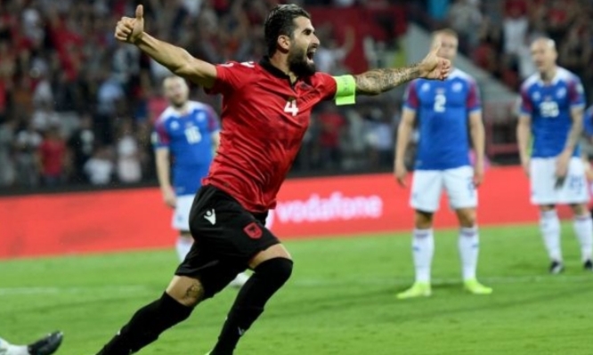 Shqipëria e madhe, fiton dhe mban shpresat për kualifikim