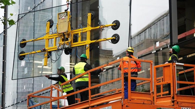 Ambasada gjermane në Prishtinë shpjegon detajet si duhet të aplikoni për vizë pas hyrjes në fuqi të Ligjit për Fuqinë Punëtore