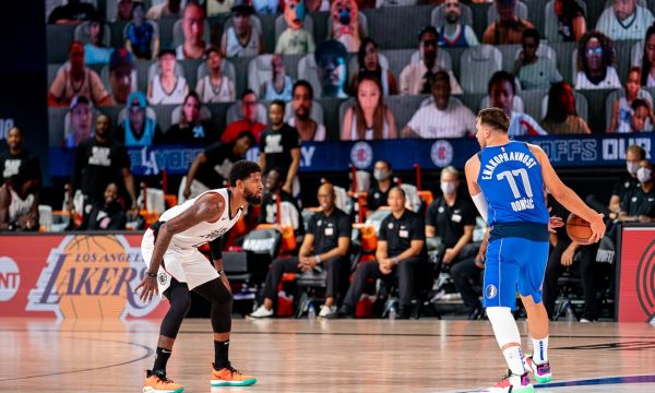 NBA: Clippers një fitore larg kualifikimit