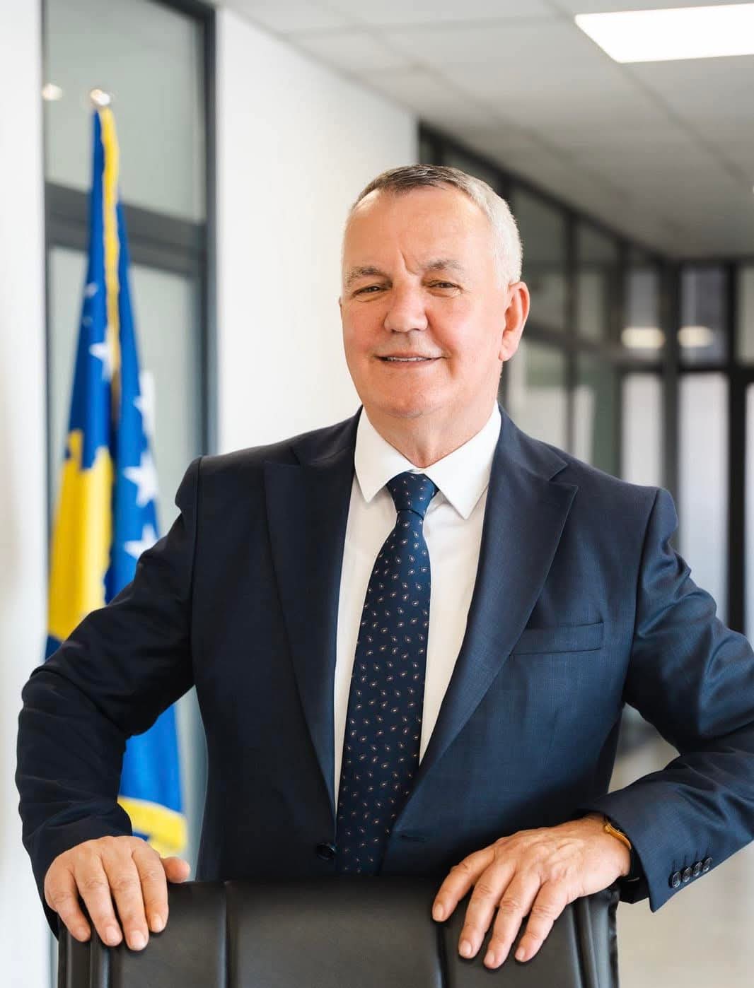 Kryetari Ahmeti uron fillimin e vitit të ri shkollor