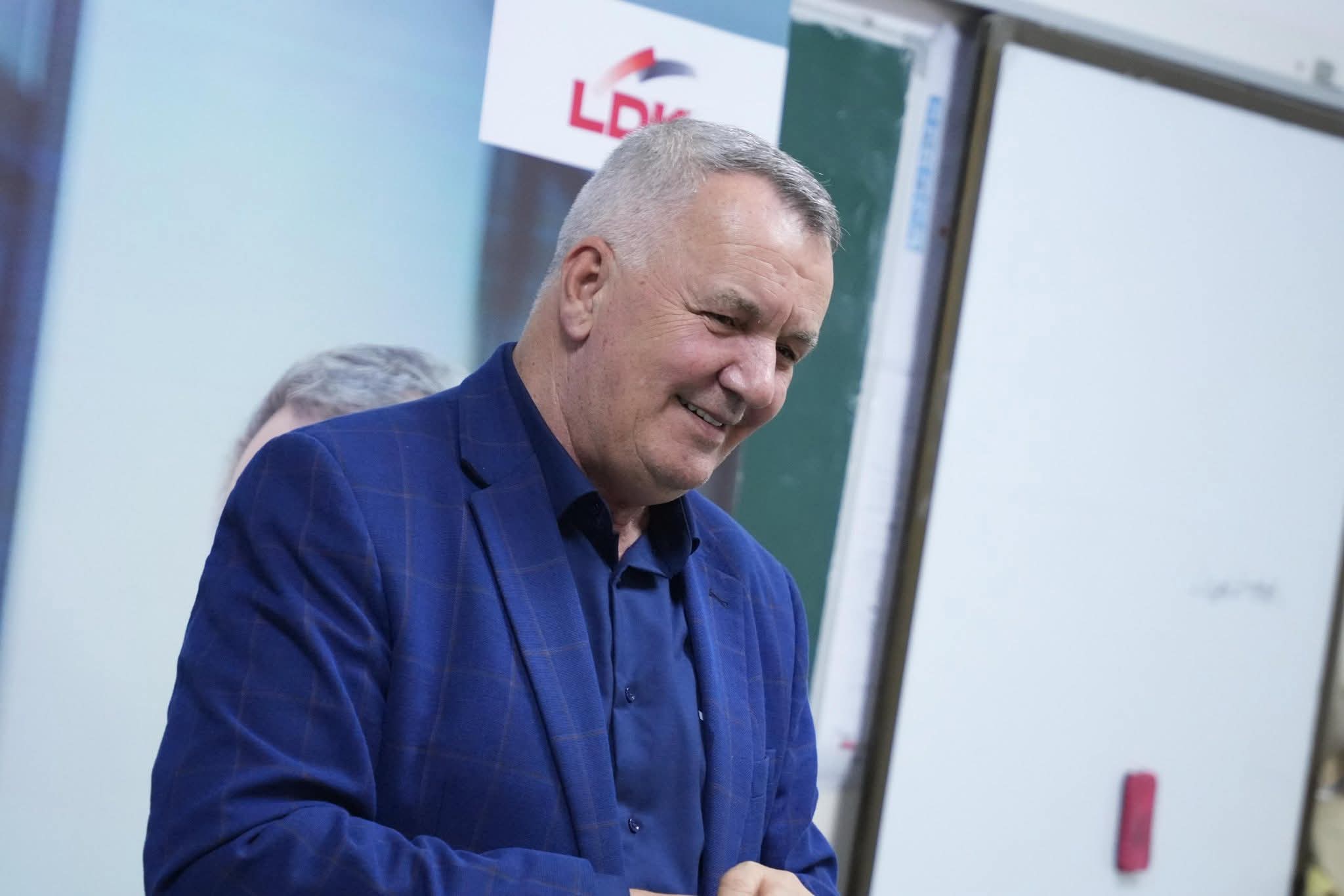 Brusi i vogël u bë i madh për Imri Ahmetin